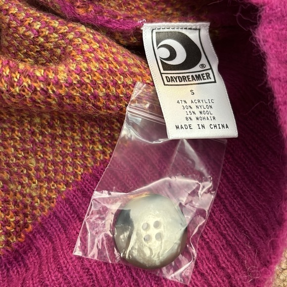 New DAYDREAMER Fuchsia Sunset Argyle Cardigan Size Small - Picture 6 of 9